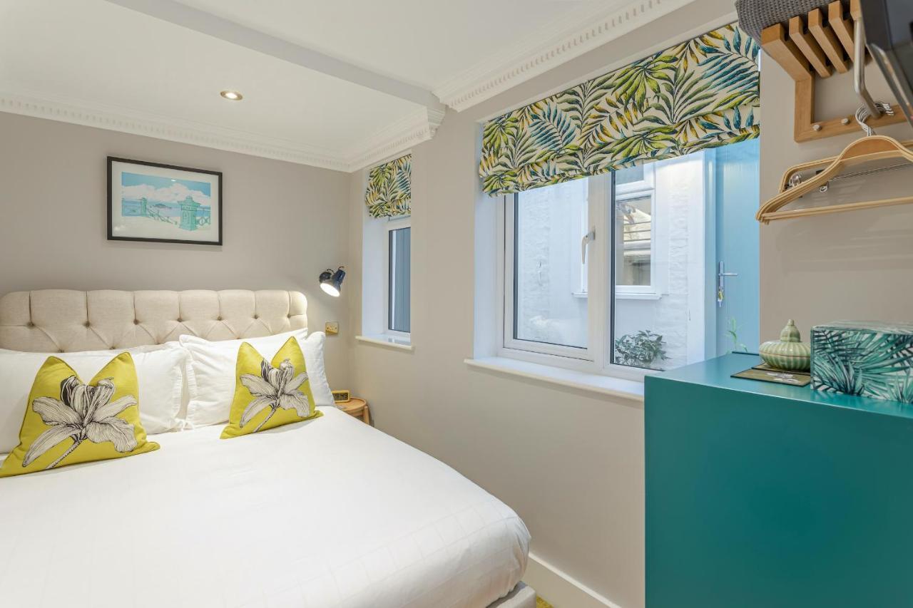Beaches Brighton - Luxury Seafront Accommodation Esterno foto
