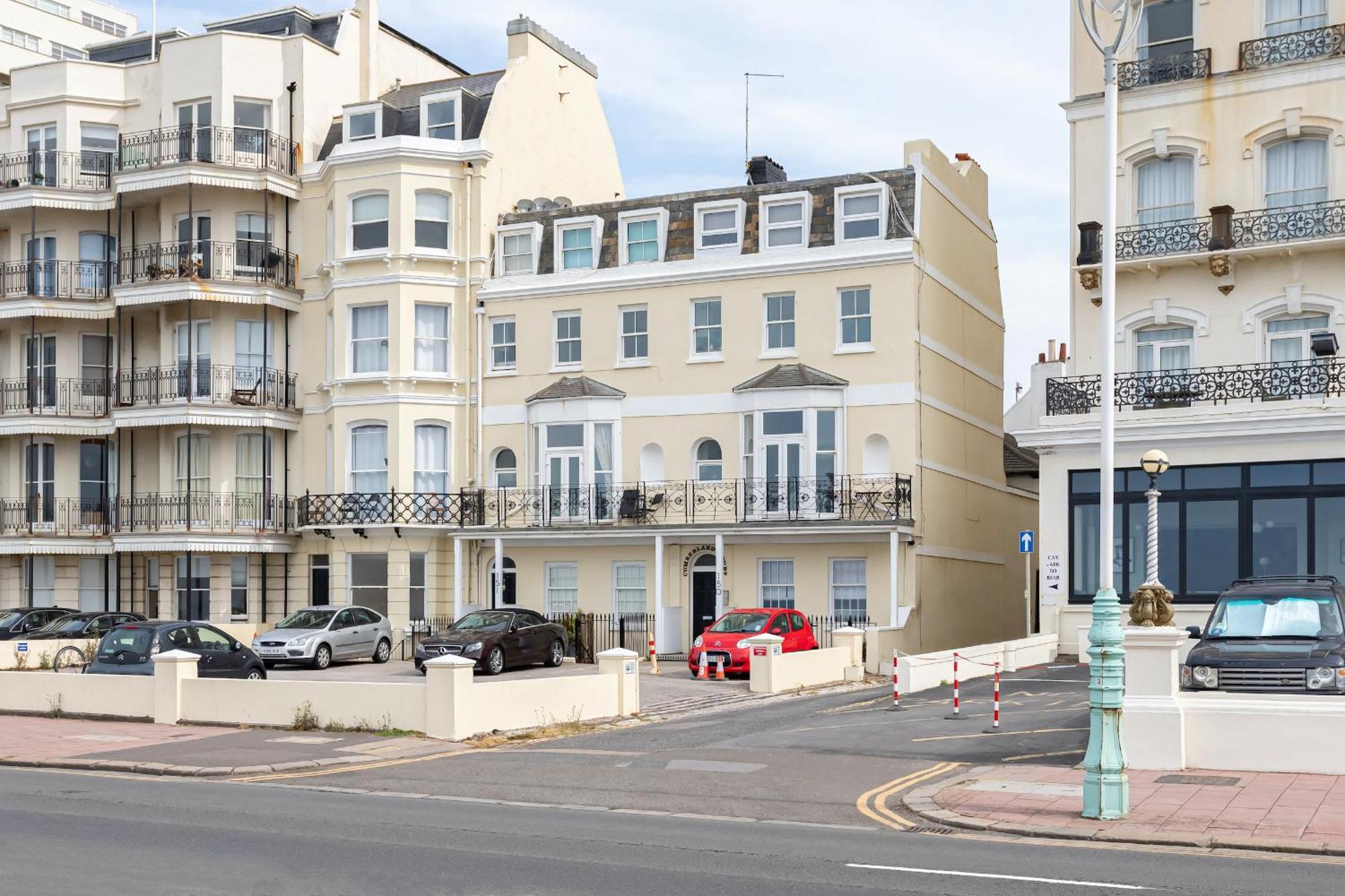 Beaches Brighton - Luxury Seafront Accommodation Esterno foto